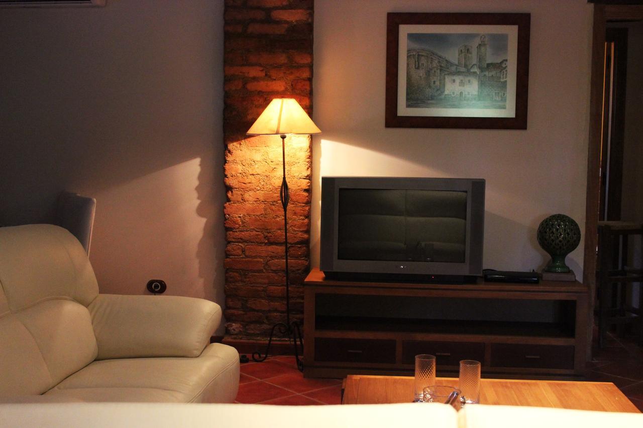 Complejo Rural La Coronilla Guest House Jarandilla de la Vera Exterior photo